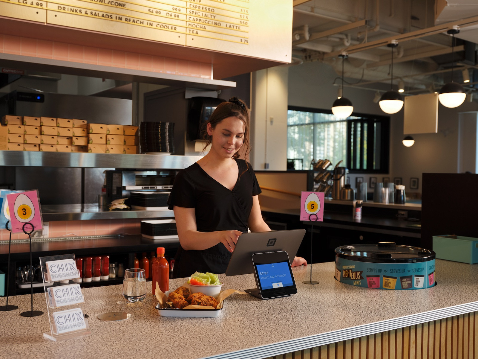 Save money on essential restaurant point of sale and management tools for your new food truck business.