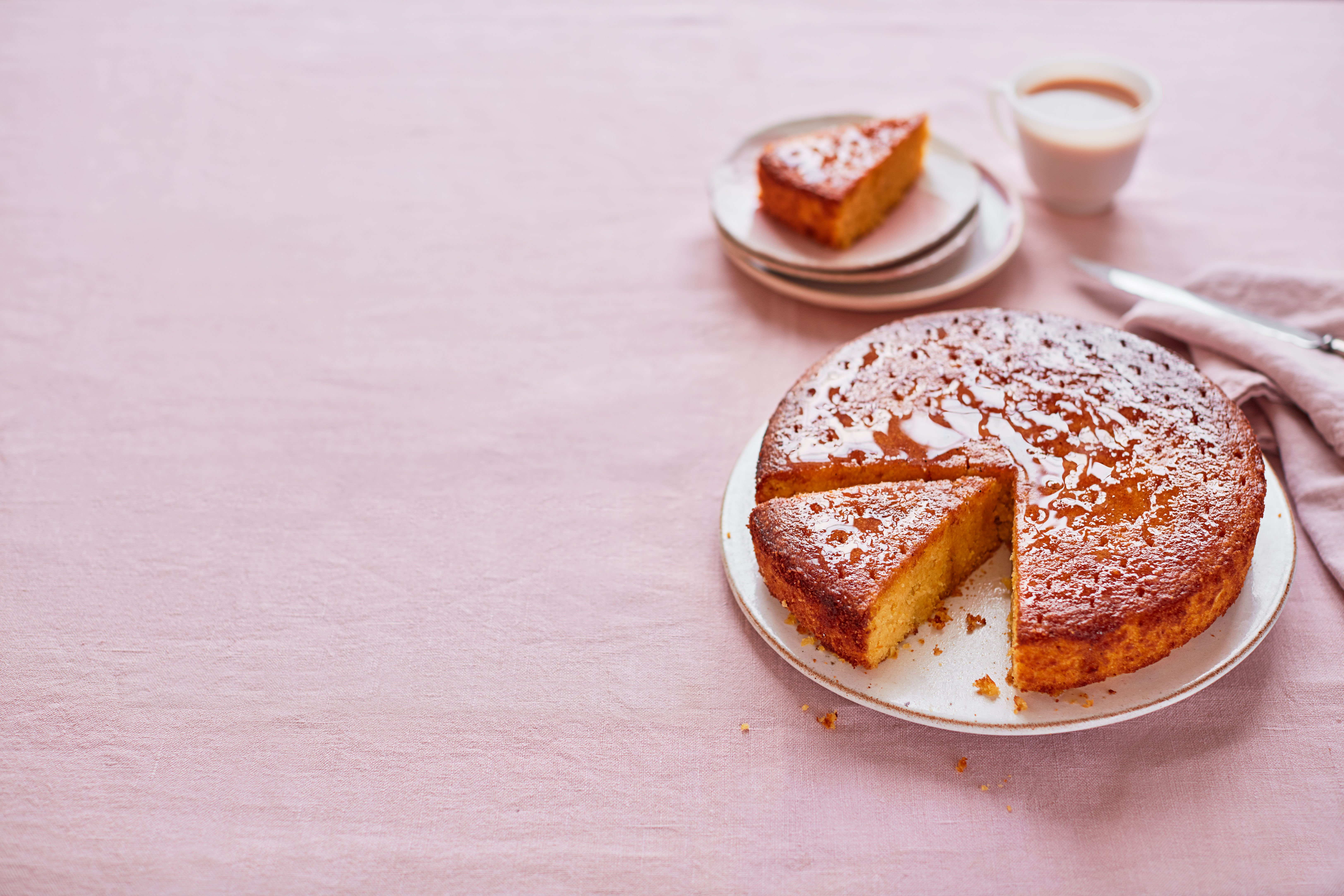 Cake made with oranges and olive oil