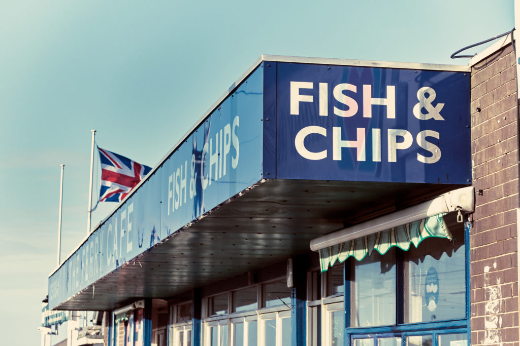What Are the Must-Try UK Foods for Foodies in the USA?