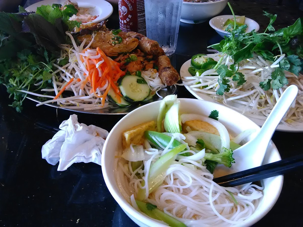 Saigon Bowl Denver, offering rich Vietnamese cuisines with rich menus