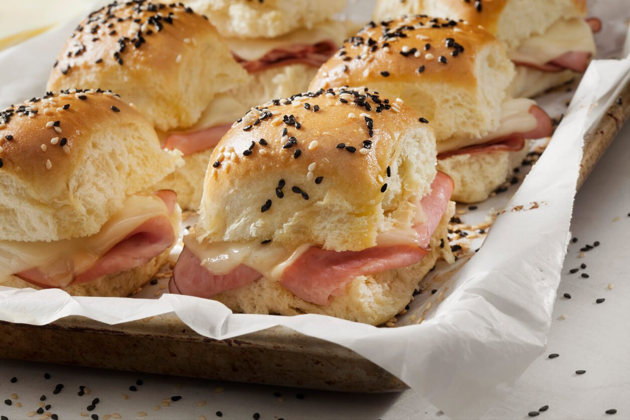 What Are Some Delicious & Easy Baby Shower Food Ideas?