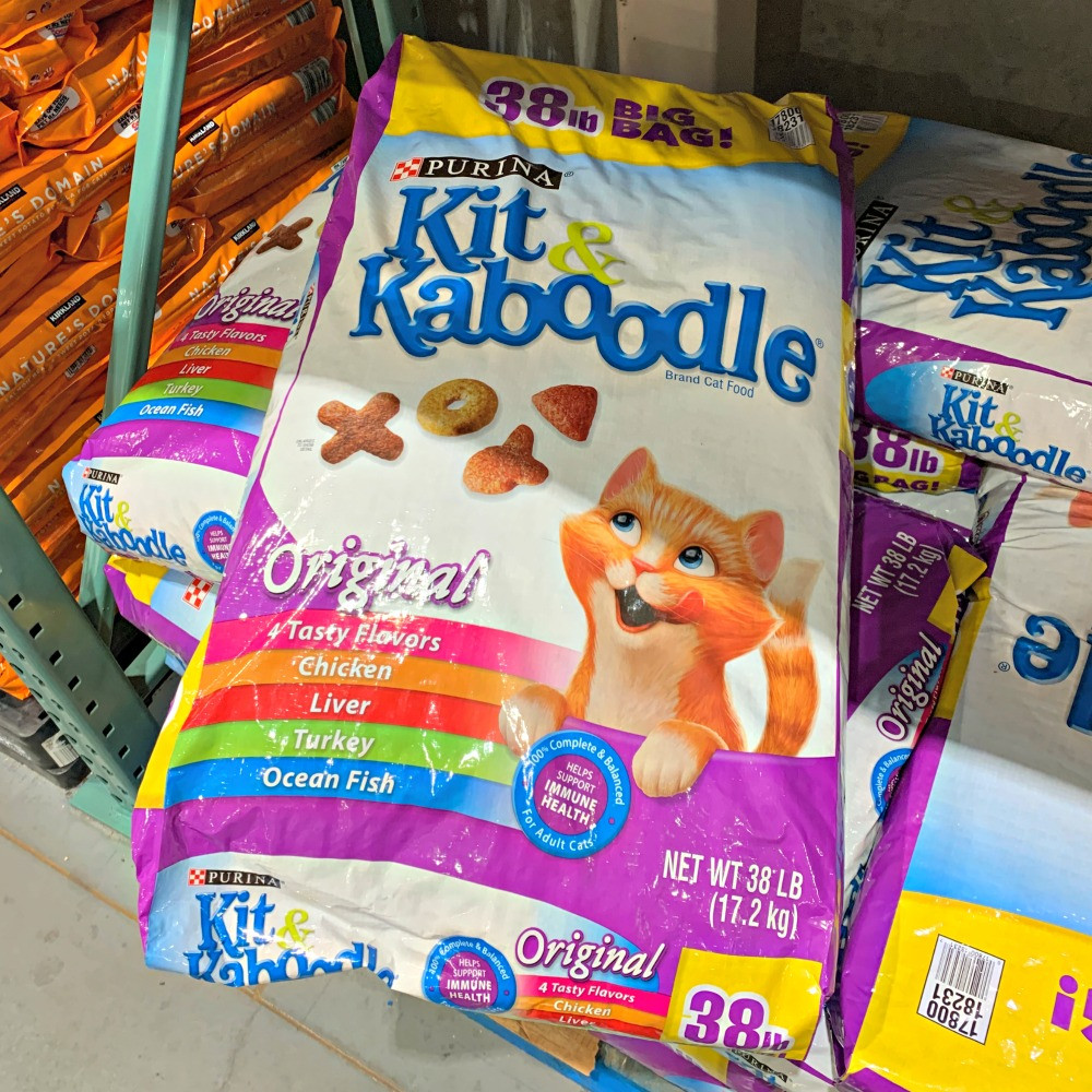 large 38 lb bag of Kit & Kaboodle Dry Cat Food at Costco