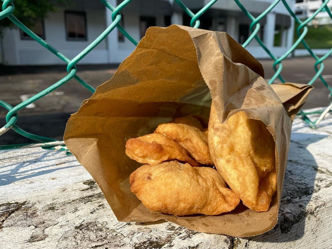 China Street Hum Jin Pang is known for its affordable dough fritters, available in red bean and five spice flavors