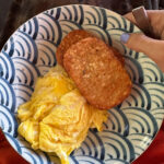 Gluten-Free Scramble with Spinach, Bell Peppers, and Chicken Sausage